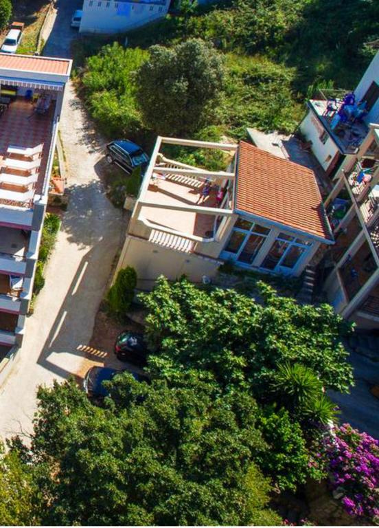 Apartments Esperanza Utjeha Bagian luar foto