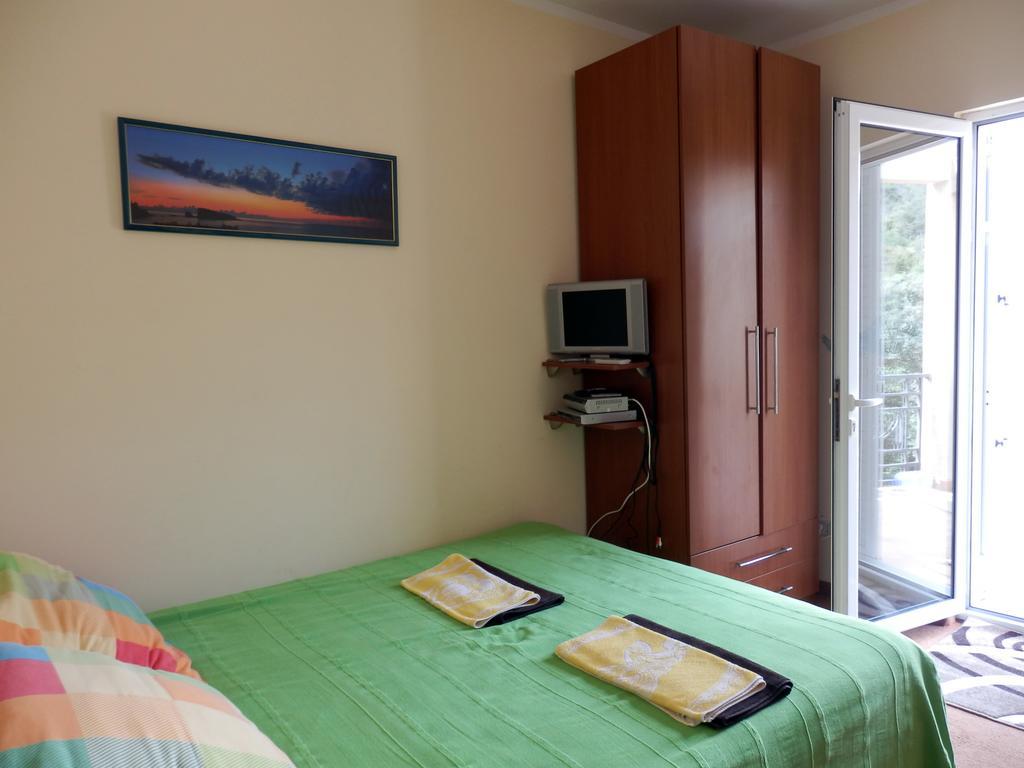 Apartments Esperanza Utjeha Bagian luar foto